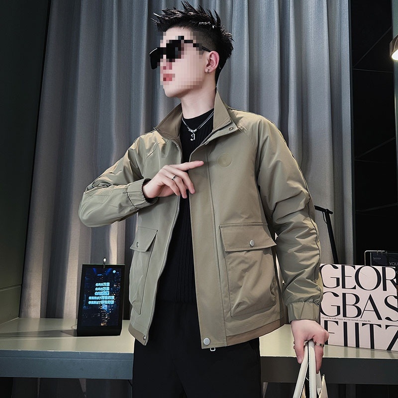 Muška kožna jakna s klasičnim reverom, prednji zip, poliester podstava, dugi rukavi, patch džepovi