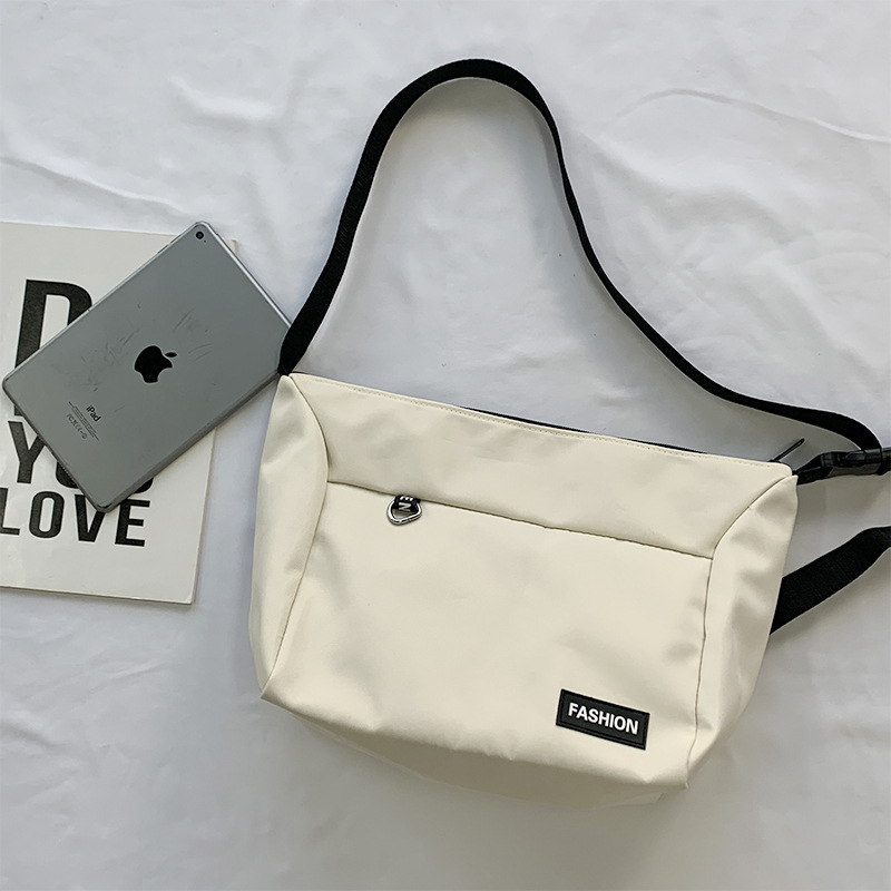Geantă de pânză Grapefruit Green Tea – nailon, stil crossbody/tote, fermoar, căptușeală din poliester, formă orizontală