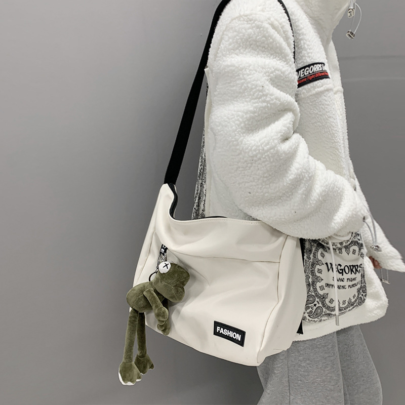 Geantă de pânză Grapefruit Green Tea – nailon, stil crossbody/tote, fermoar, căptușeală din poliester, formă orizontală