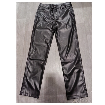 Muške casual hlače ravnog kroja od umjetne kože sa zipom, srednje visina struka, poliester