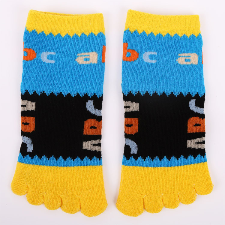 Dječje čarape s pet prstiju, prozračne, upijaju znoj, kratke, višebojne, unisex