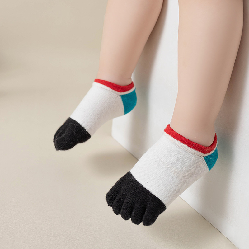 Dječje čarape s pet prstiju, prozračne, upijaju znoj, kratke, višebojne, unisex