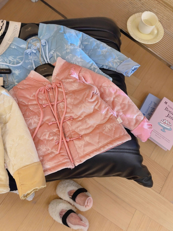 Детски ханфу комплект: палто и пола в китайски стил, флийс плат, основен плат златен кадифе, подплата 100% полиестер, квадратна яка, едноредно закопчаване