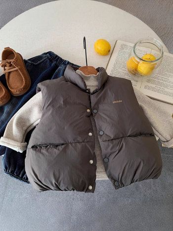 Детска жилетка с корейски стил кардиган, пухов филър 70–80% бял гъши пух, основна тъкан полиестер, подплата полиестер