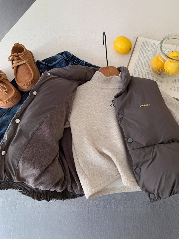 Детска жилетка с корейски стил кардиган, пухов филър 70–80% бял гъши пух, основна тъкан полиестер, подплата полиестер