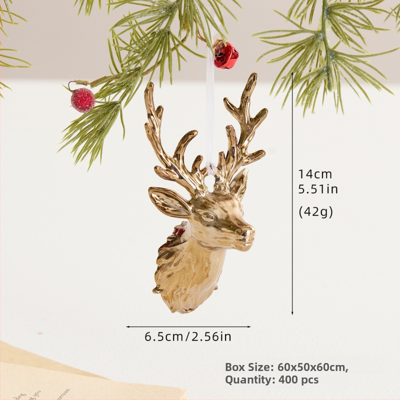 Piekaramais no plastmasas ar sniegpārslas un briežu galvas motīviem — Ziemassvētki; Produkta tips: Piekaramais; Iepakojums: viena opp maisiņā; Stils: mūsdienīgs vienkāršs, klasisks.