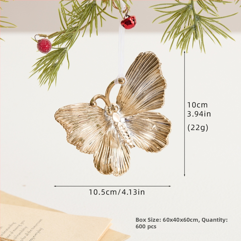 Piekaramais no plastmasas ar sniegpārslas un briežu galvas motīviem — Ziemassvētki; Produkta tips: Piekaramais; Iepakojums: viena opp maisiņā; Stils: mūsdienīgs vienkāršs, klasisks.