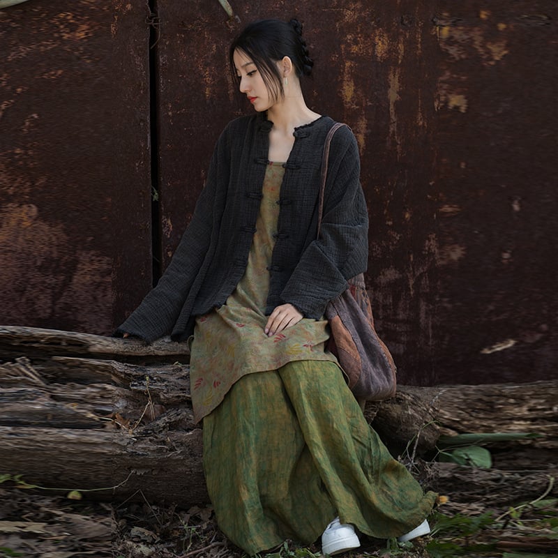 Palton din amestec de cânepă și bumbac (30–50%), guler înălțat, închidere cu nasturi într-un singur rând, Fried Color