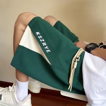 Vyriniai šortai su tinklo raštu, vidutinio ilgio, tiesus kirpimas, šiek tiek elastiniai, sintetinių pluoštų mišinys, 96% poliesteris, vasara 2025