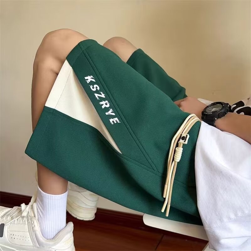 Vyriniai šortai su tinklo raštu, vidutinio ilgio, tiesus kirpimas, šiek tiek elastiniai, sintetinių pluoštų mišinys, 96% poliesteris, vasara 2025