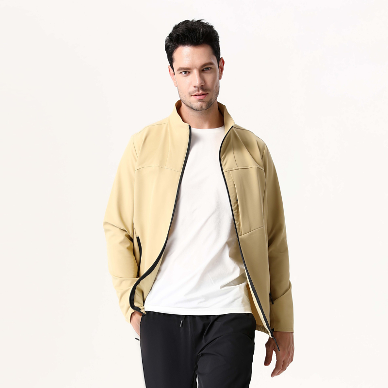 Софтшел кардиган стил яке – дишаща, водоустойчива, ветроустойчивa, износоустойчива полиестерна тъкан.