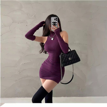 Suknelė su A-linija, aukštas kaklas, ilgos rankovės, poliesterio audinys