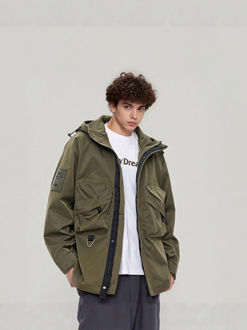 Мъжко тренчкот палто с качулка и цип, британски стил, патч джобове, полиестерен основен плат и подплата 100% полиестер, за пролет и есен