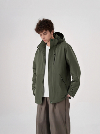 Мъжко тренчкот палто с качулка и цип, британски стил, патч джобове, полиестерен основен плат и подплата 100% полиестер, за пролет и есен