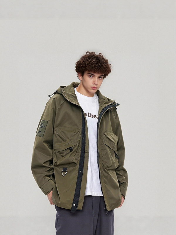 Мъжко тренчкот палто с качулка и цип, британски стил, патч джобове, полиестерен основен плат и подплата 100% полиестер, за пролет и есен