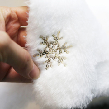 Κάλυμμα για χριστουγεννιάτικο δέντρο με παγιέτες και βελούδινο χνουδωτό σχέδιο χιονονιφάδας, ύφασμα, κινεζικό στυλ, Χριστούγεννα, IP μη εξουσιοδοτημένο