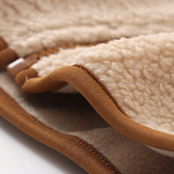 Детски елек в стил кардиган, плетена полиестерова материя, подплата и пълнеж полиестер, закопчаване с цип, за деца над 8 години