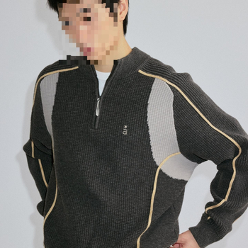 Мъжки цветноконтрастен плетен суитър с качулка, свободна кройка, кръгло деколте, плътна вълна 41–45%