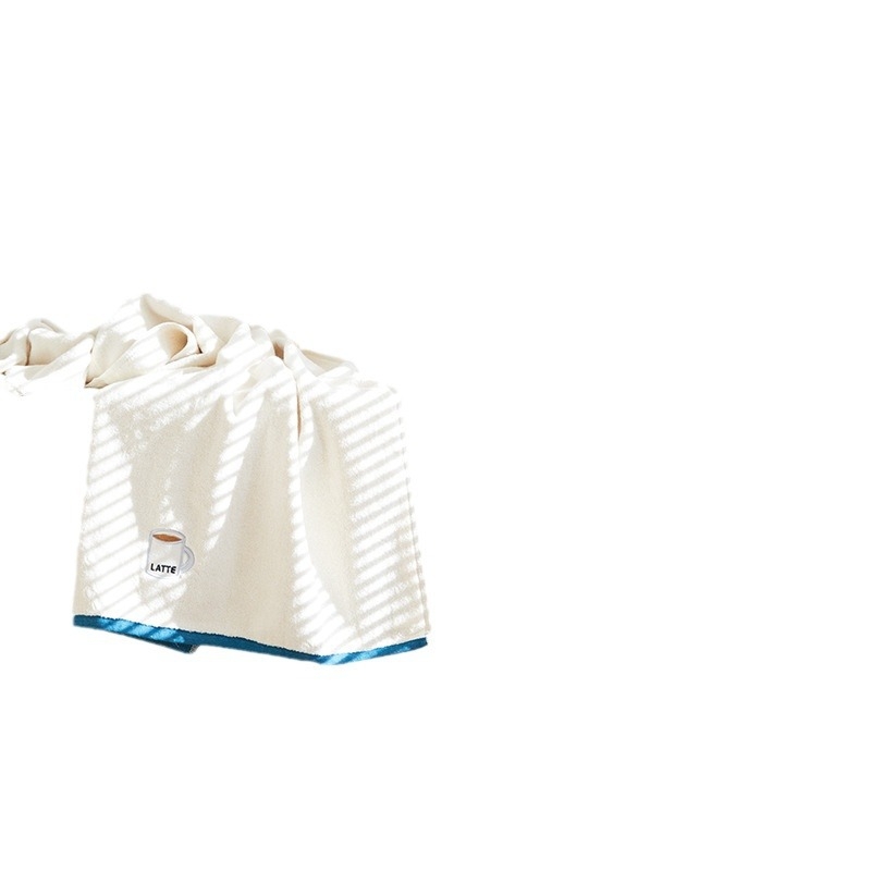 Medvilniniai rankšluosčiai kūnui ir veidui su vaikų animaciniu dizainu, 32s siūlai, plokščias audinys, 100–120 g/m², galimas pritaikytas siuvinėjimas