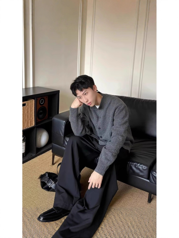 Muški pleteni kardigan – američki retro stil, V-izrez, širok kroj, chenille pletenina