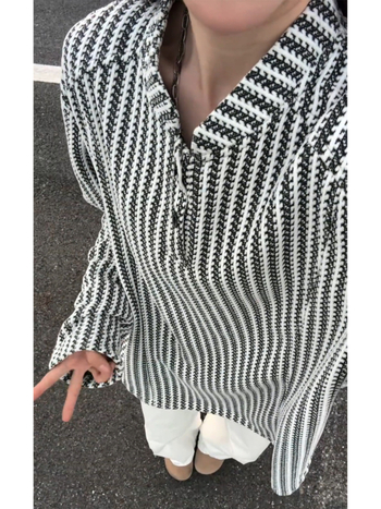 Vyriski sunkūs džakardiniai polo marškiniai su dryžiuotu fishbone raštu, ilgos rankovės, stovimas apykaklė, poliesterio pagrindas