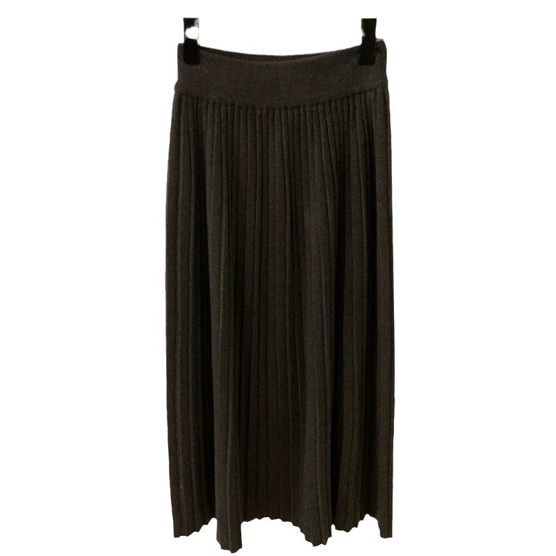 Плисирана дамска пола от дебело плетиво, средна дължина, вискоза 70–80%, микроеластична тъкан