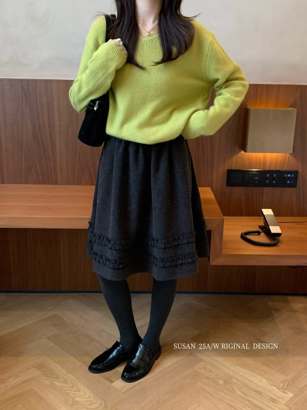 Susan 2025 зимна А-образна пола с дантелен кант, полиестер и еластан, микроеластична, японско-корейски свободен стил