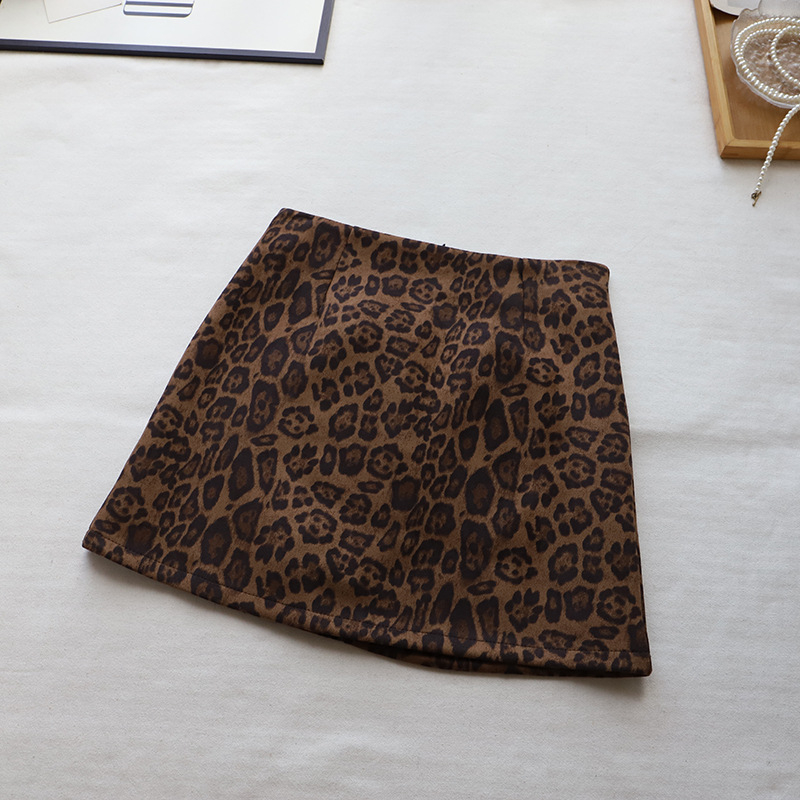 Fustă leopard print din velur A-line, toamna 2025, construcție patchwork