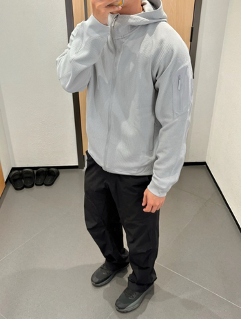 Muška jesen-zimska jakna s kapuljom, waffle tkanina, otporna na vjetar, zatvarač, stojeći ovratnik