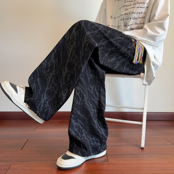 Vyrinės kordurojios kasdieninės kelnės su tie-dye siuvinėjimu, tiesus kirpimas, vidurinis juosmuo (corduroy audinys, tie-dye siuvinėjimas, siuvinėjimas, tiesus kirpimas, vidurinis juosmuo)