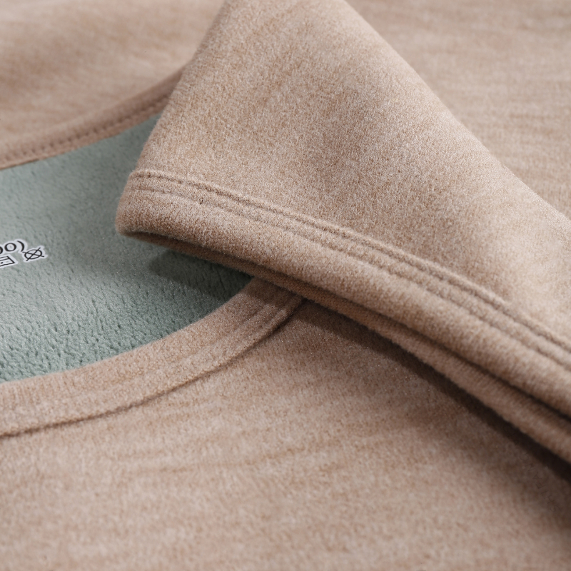 Meeste termovest fliisi vooderdusega, Oli velvet kangas, ekstra paks (301–350 g/m²), kapuutsiga, sobib baas- või väline riietus