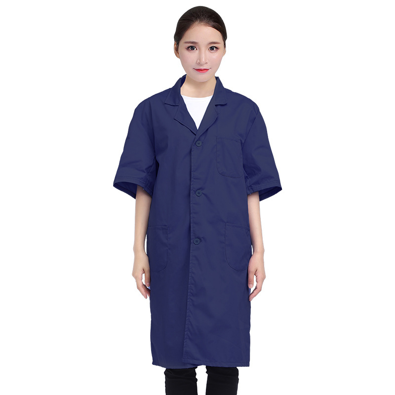 Vyrų laboratorinis chalatas, ilgomis rankovėmis, kvėpuojanti medvilnės mišinio medžiaga, užsegamas mygtukais, sugeria drėgmę
