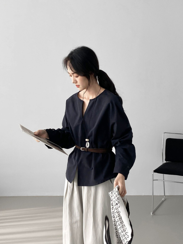 Košulja: Korejski ležerni stil, V izrez, dugi rukavi, materijal najlon-pamuk, udio pamuka 50–70%