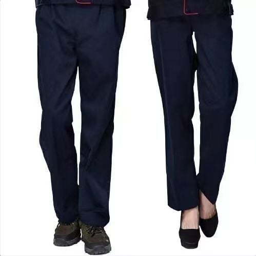 Darbinių kelnių fabrikui: atsparios dėvėjimui ir nešvarumams, drėgmę pašalinančios, iš medvilnės mišinio