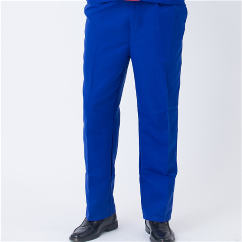 Darbinių kelnių fabrikui: atsparios dėvėjimui ir nešvarumams, drėgmę pašalinančios, iš medvilnės mišinio