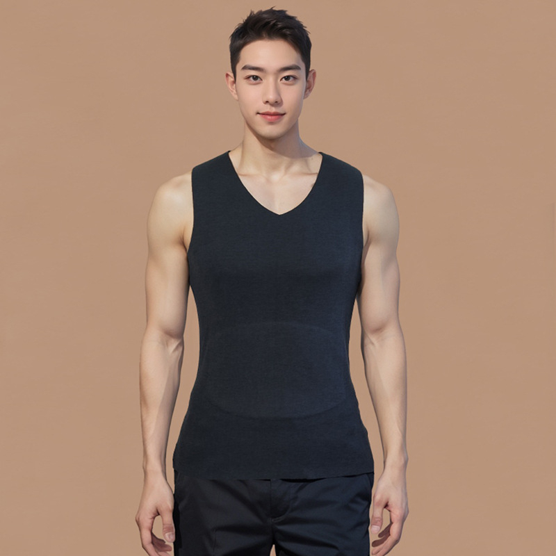 Meeste villane termovest fliisiga vooderduse, kapuutsiga, kolmekihiline soojus, ühesvärviline, 95–100% vill, sobib kandmiseks välivarustuse või aluskihtina