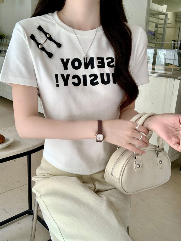 Ženski T-shirt od pamuka s otiskom, okrugli izrez, kratki rukav, slim fit, 92% pamuk + 8% elastan