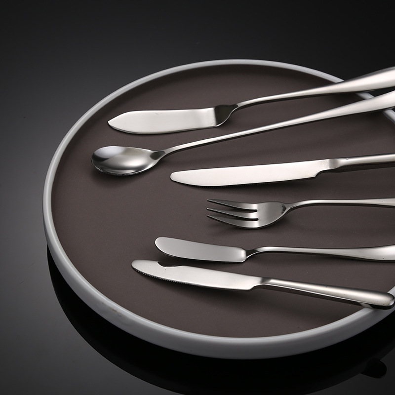 Nerūdijančio plieno peilių, šaukštų ir šakelių rinkinys – vienalytis dizainas, šiuolaikiškas ir paprastas stilius, specifikacijos 888