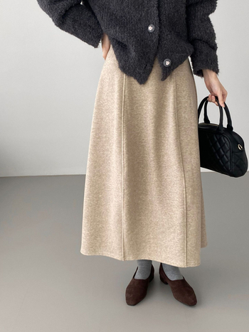 Sukňa A-línie, stredne dlhá, dizajn zošitého koláže, korejský štýl, viskózo-polyesterová zmes, zimná 2025