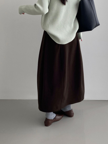 Sukňa A-línie, stredne dlhá, dizajn zošitého koláže, korejský štýl, viskózo-polyesterová zmes, zimná 2025