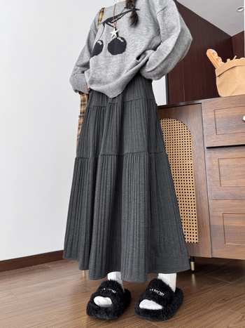 Han'er plisirana midi suknja od pletene tkanine, mješavina poliestera-viskozе-elastana, književno retro stil, jesen 2025