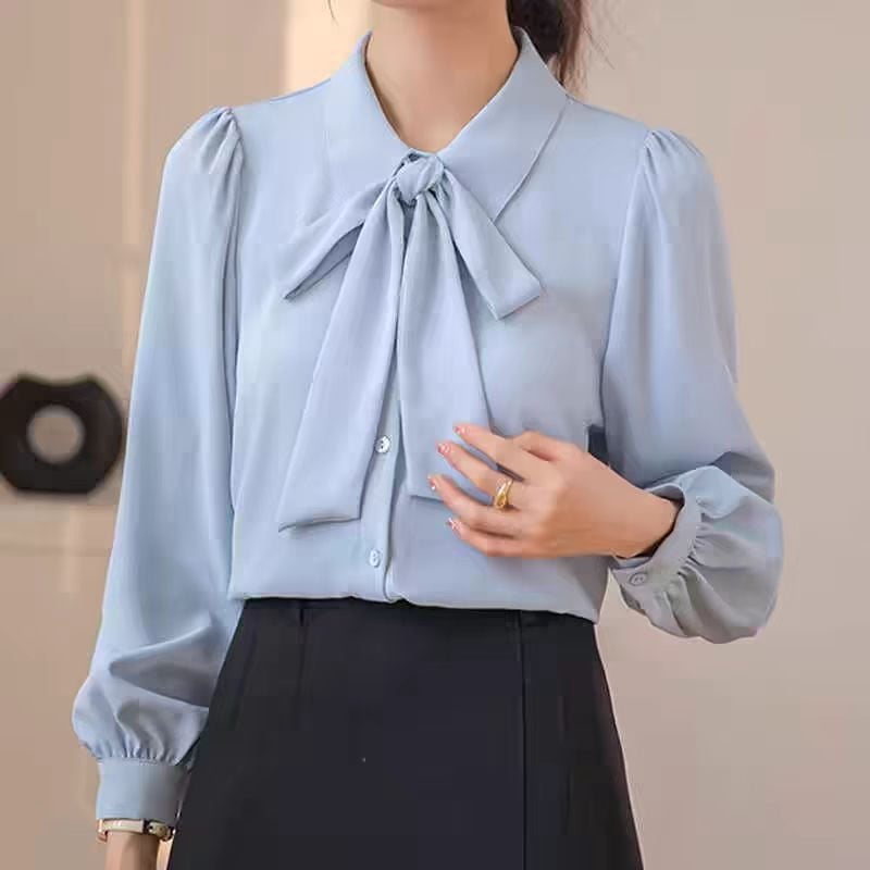 Bijela šifon-bluza s mašnicom, kratkih rukava, ženski poslovni komad za ured, košulja za intervju.