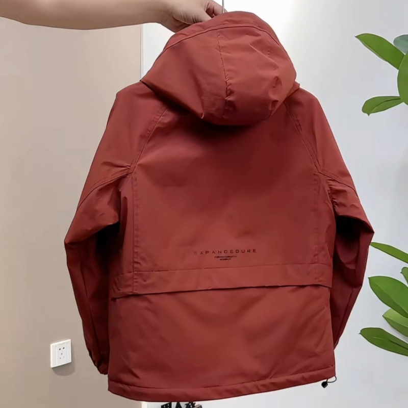 Muška jakna s kapuljom — otporna na vjetar, debela topla, raglan rukavi, zatvarač