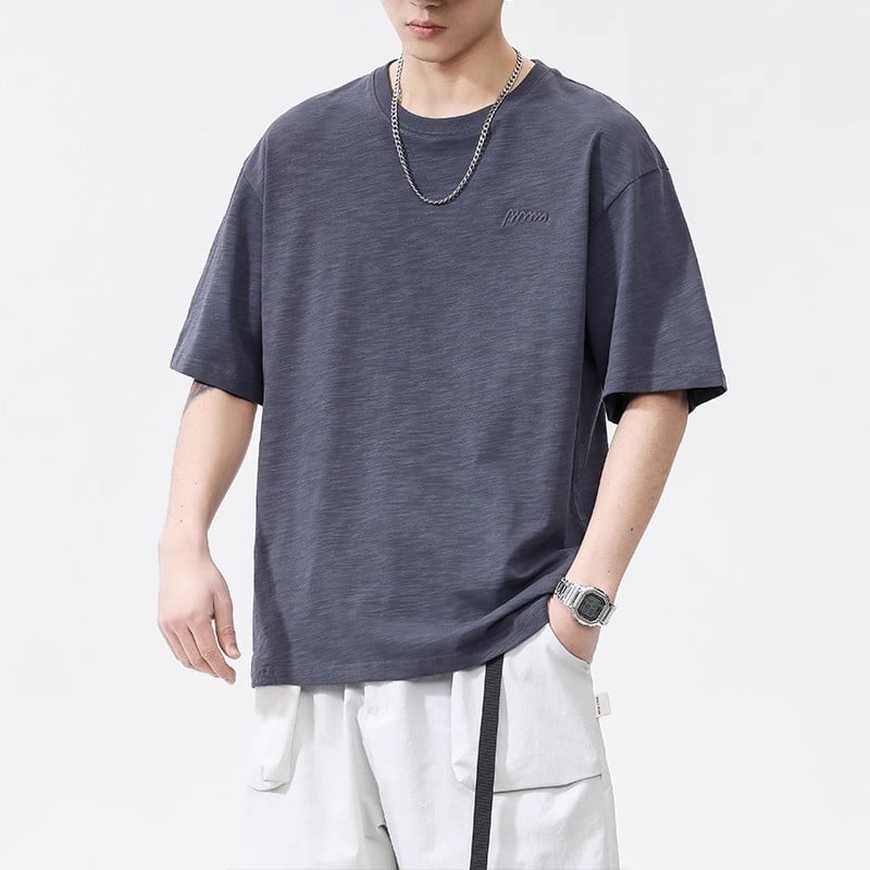 Тениска от слуб памук, свободна кройка, къс ръкав, кръгло деколте, 100% памук