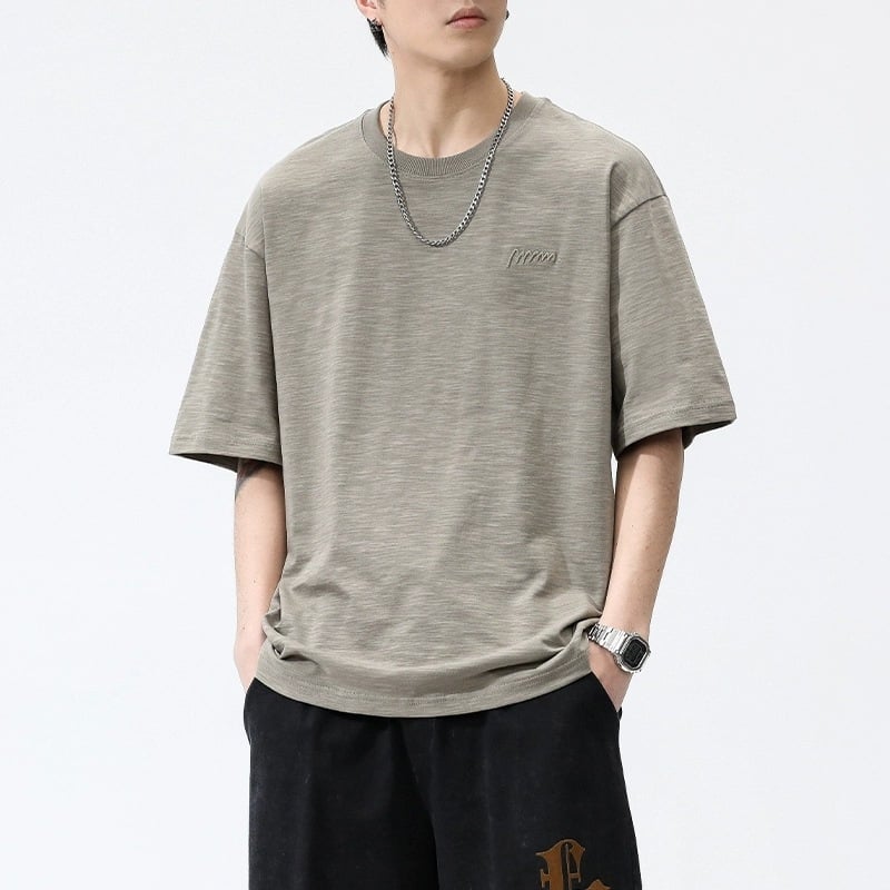 Тениска от слуб памук, свободна кройка, къс ръкав, кръгло деколте, 100% памук