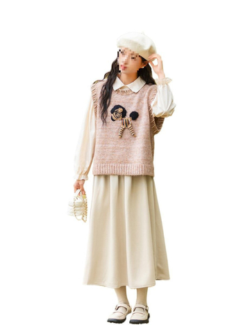 Chenille audinio mišinio su suede, gobtuvas, laisvas kirpimas, apvali kaklo linija, ilgis 50–65 cm