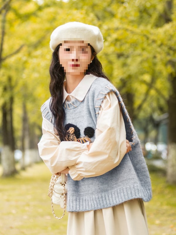 Chenille audinio mišinio su suede, gobtuvas, laisvas kirpimas, apvali kaklo linija, ilgis 50–65 cm