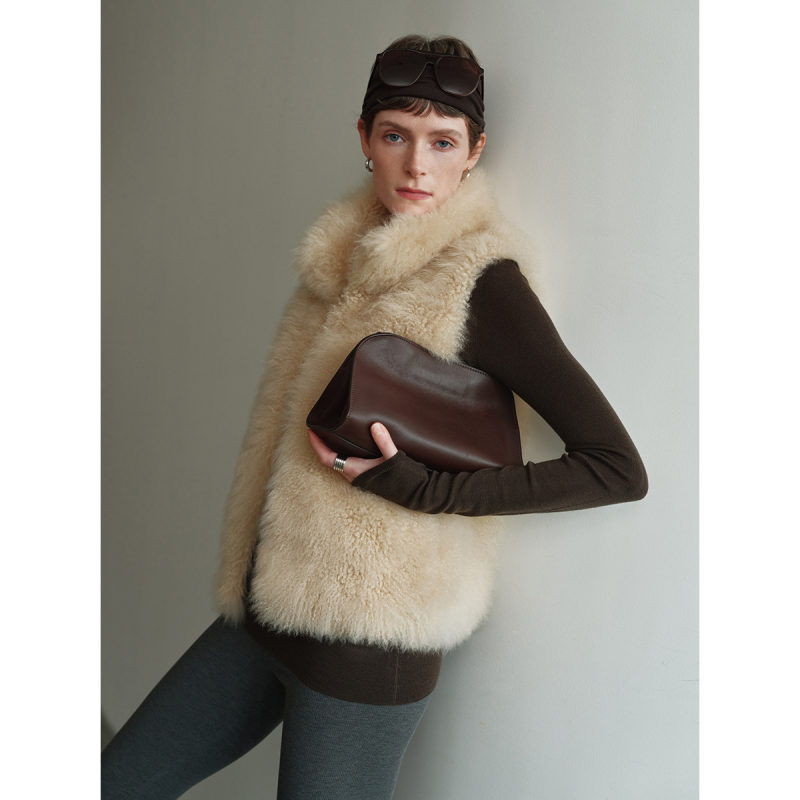 Sievietēm imitācijas kažokādas veste ar stāvošu apkakli, bez piedurknēm, mīļš stils, ziemas 2025