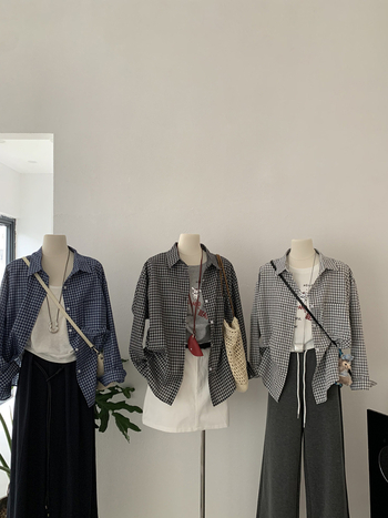 Дамска риза с каре от памук-ленена смес, лацкан яка, едноредово закопчаване, дълги ръкави, свободен силует, средна дължина 65–80 см, есен 2025