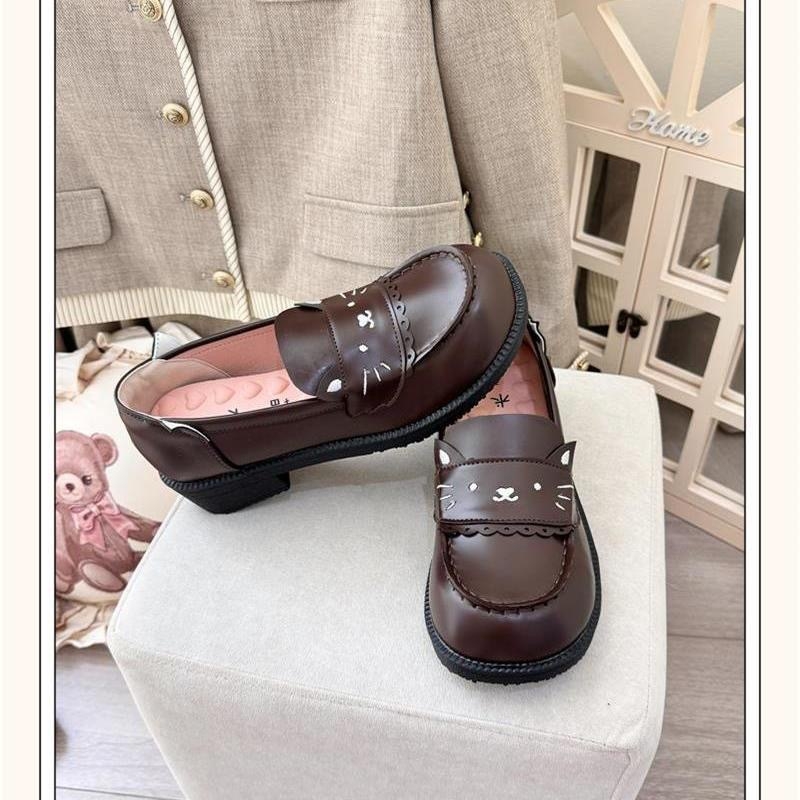 Moteriški loaferiai su apvalia nosimi, PU viršus, stora kulnas, kulno aukštis 3–5 cm